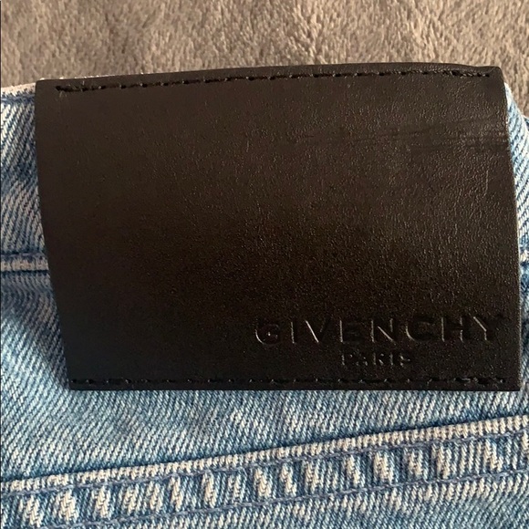 Givenchy Star Bleached Denim Jeans - Picture 12 of 13